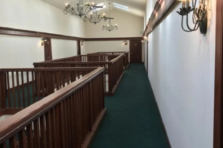 Room 14 of 21