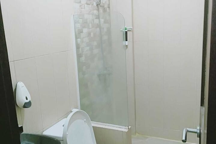 Room 20 of 27