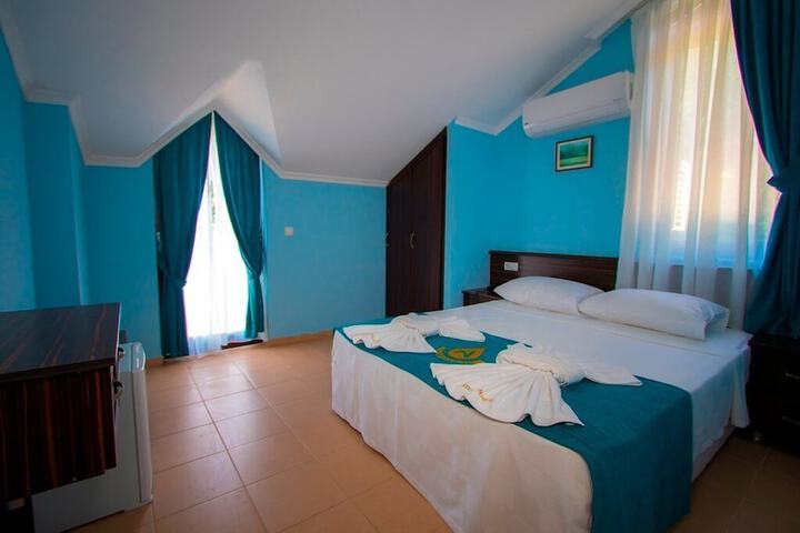 Room 19 of 75