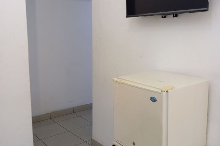 Room 6 of 45