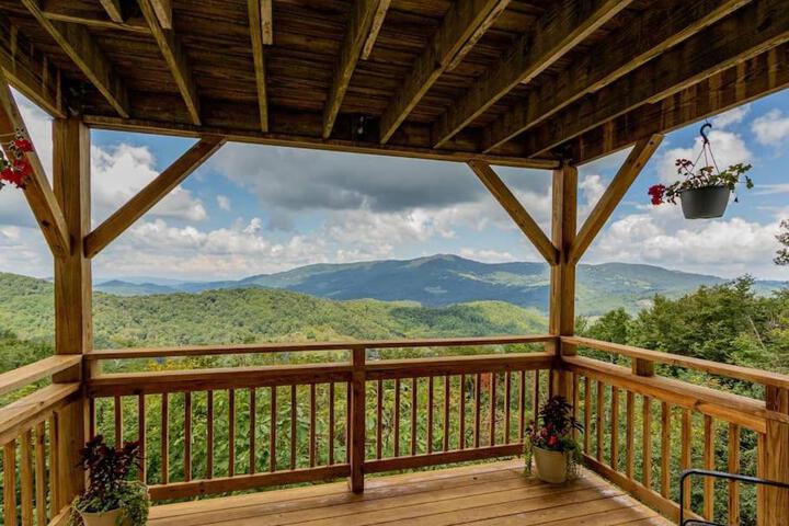 Serene & Comfy - Stunning View & Long - Jetted Tub
