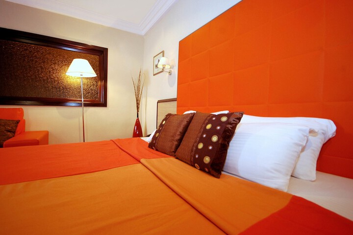 Room 3 of 14