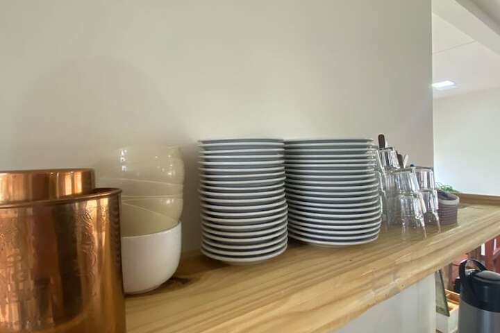Breakfast/Coffee Service 104 of 136