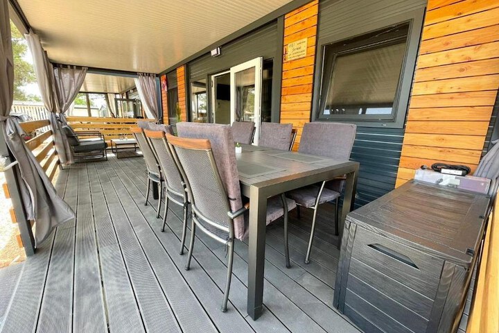 Terrace/Patio 7 of 28