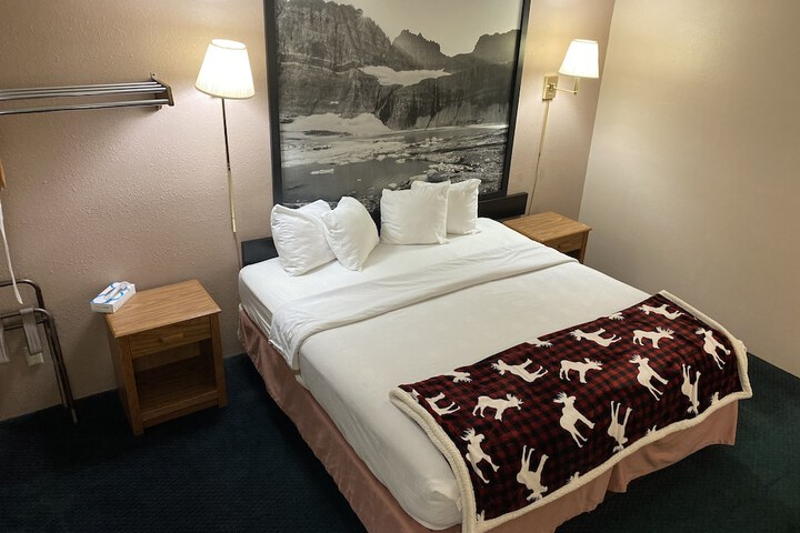 Room 7 of 17
