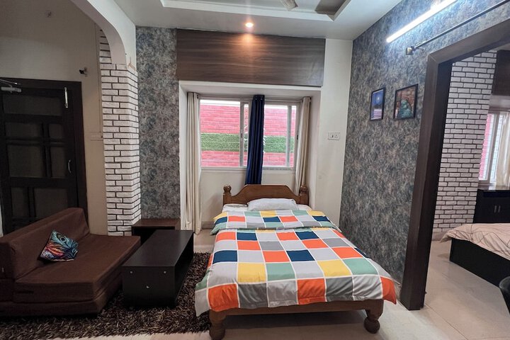 Room 28 of 58