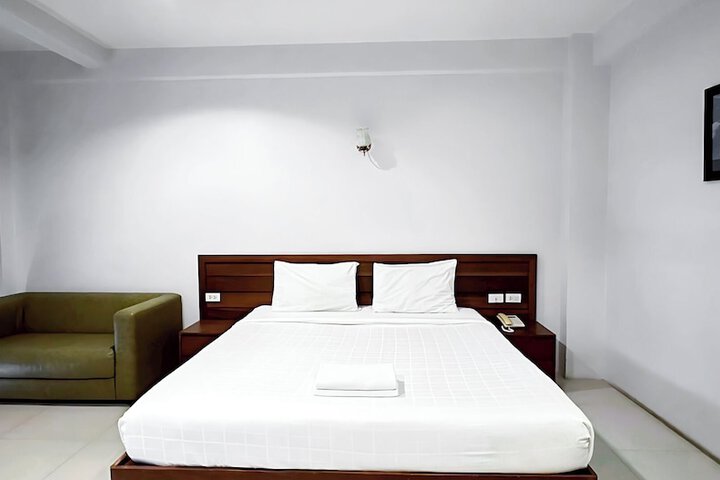 Room 34 of 61