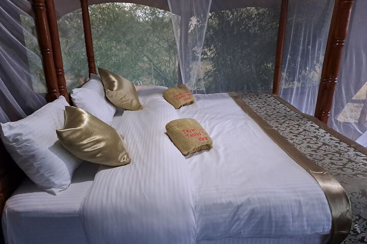 Room 7 of 28
