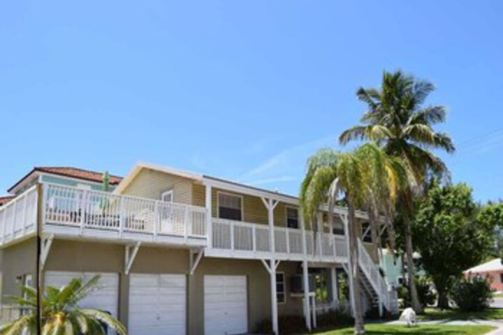 Exterior of Four Winds