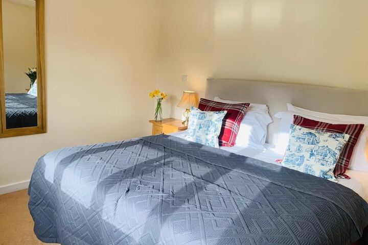 Room 5 of 119