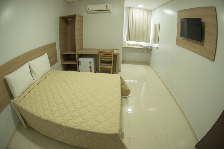 Room 6 of 29