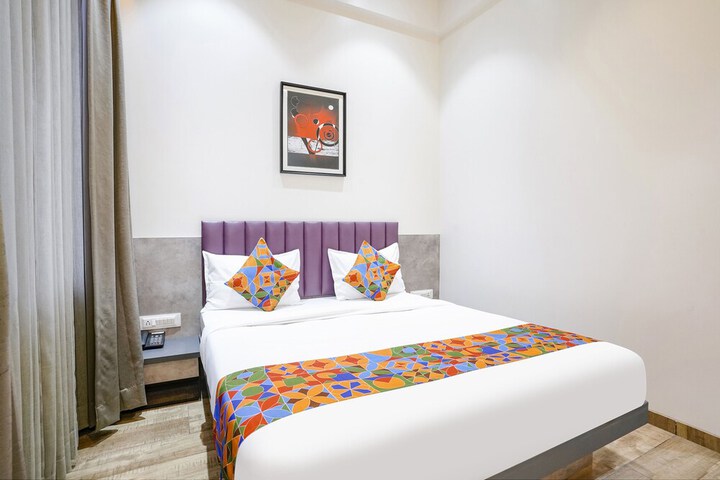 Room 15 of 29