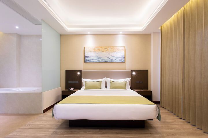 Room 10 of 45
