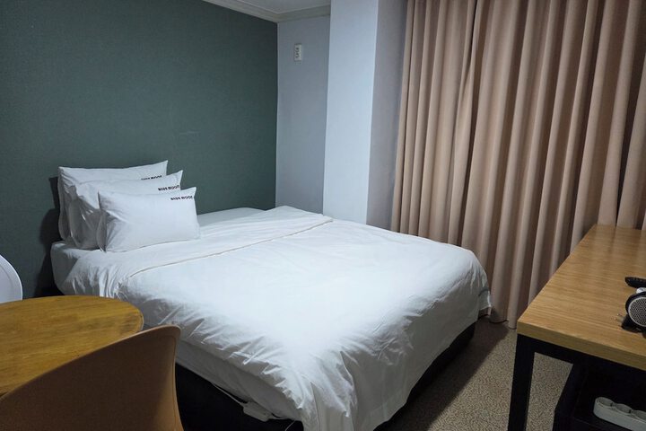 Room 36 of 58