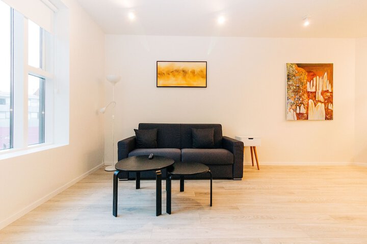 Room 32 of 54