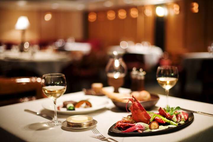 Dining 88 of 183