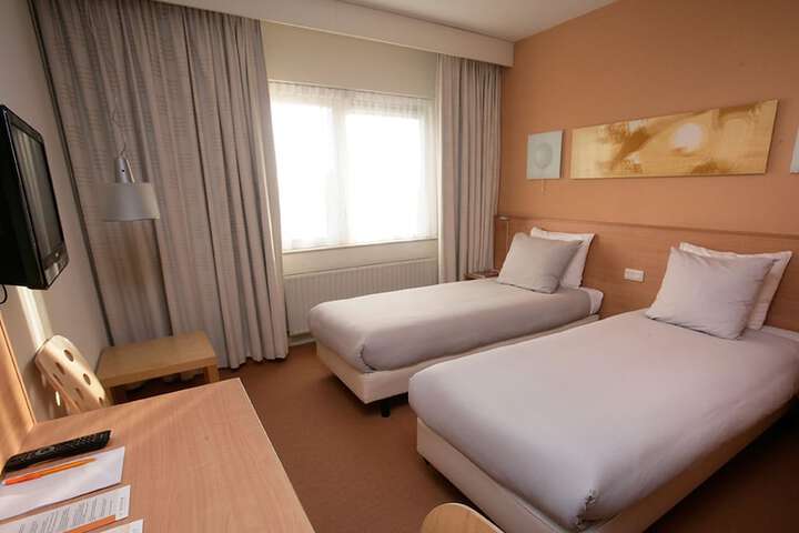 Room 13 of 58