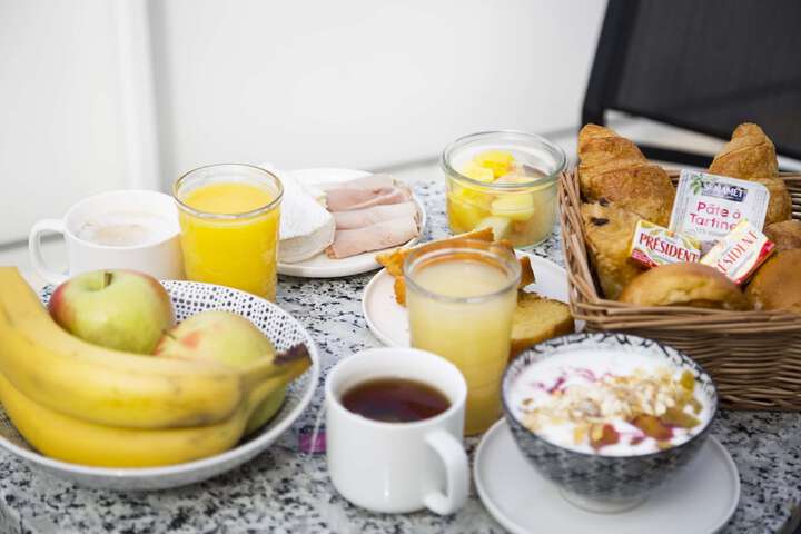 Breakfast/Coffee Service 35 of 49
