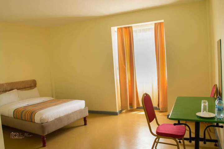 Room 5 of 22