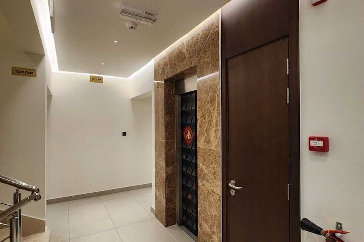 Hotel 3 of 16