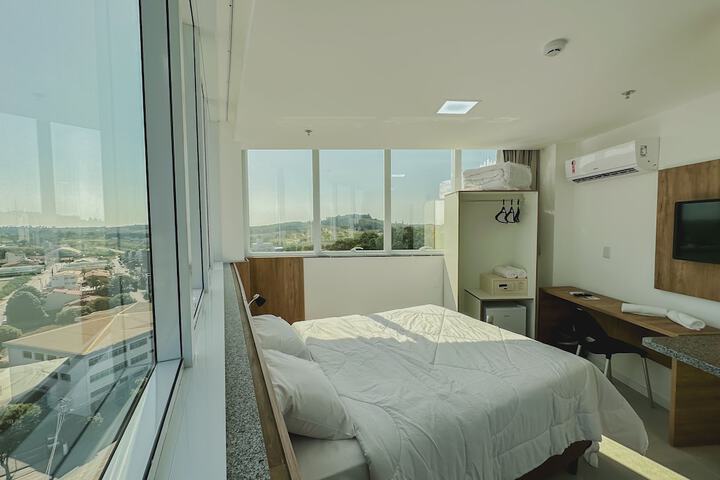 Room 17 of 29