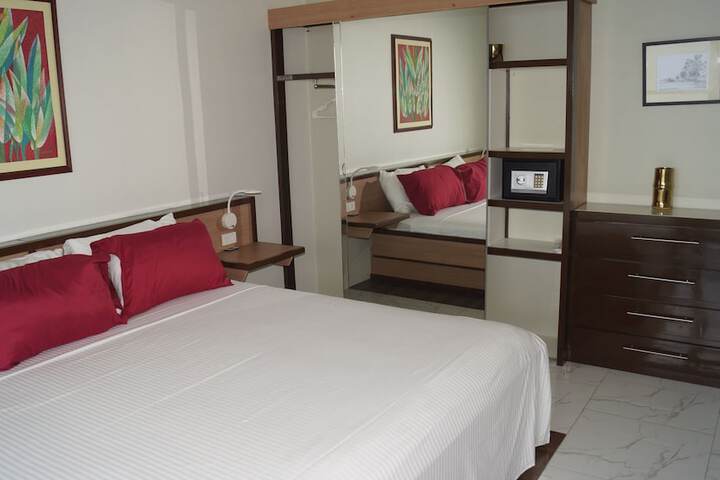 Room 5 of 34