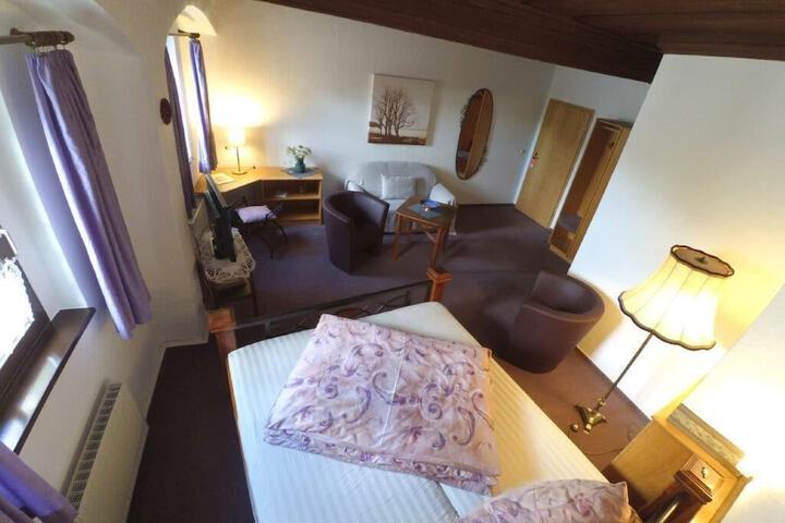 Room 16 of 50