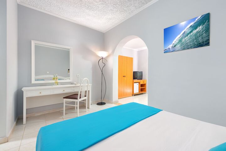 Room 5 of 29
