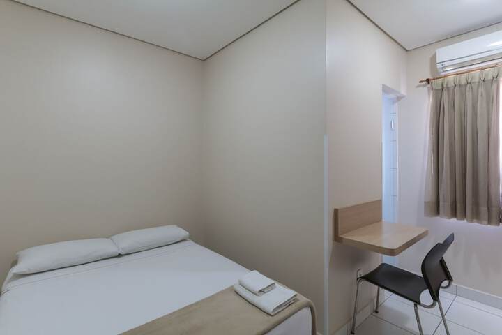 Room 17 of 43