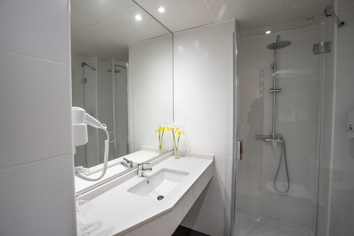 Bath Interior