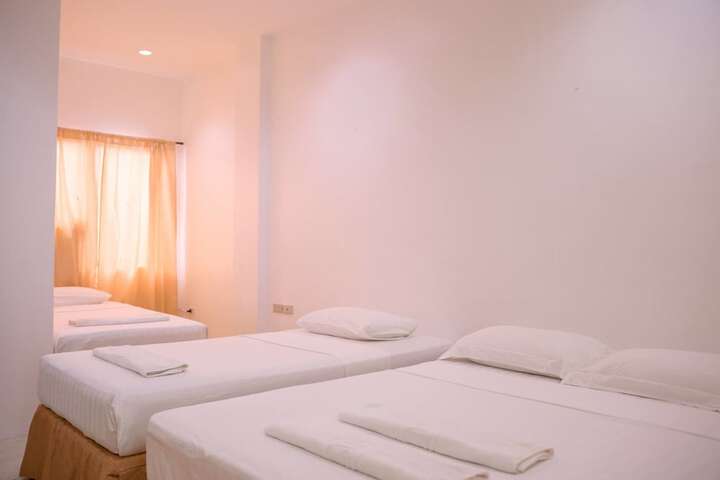 Room 12 of 29