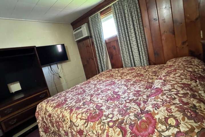 Room 17 of 46