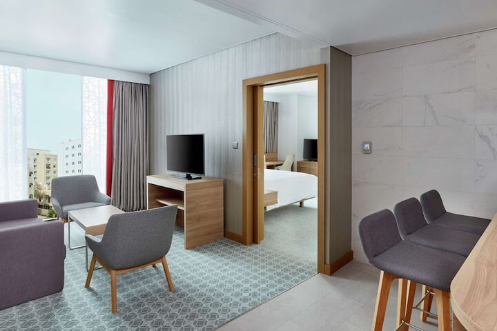 Room 21 of 54