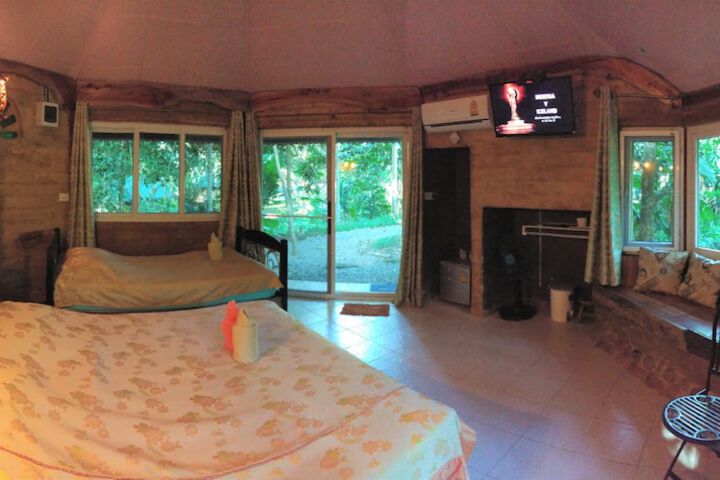 Room 15 of 60