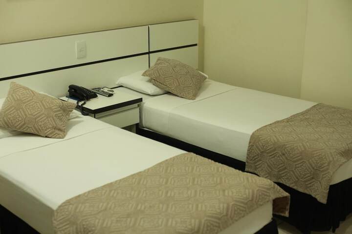 Room 8 of 48