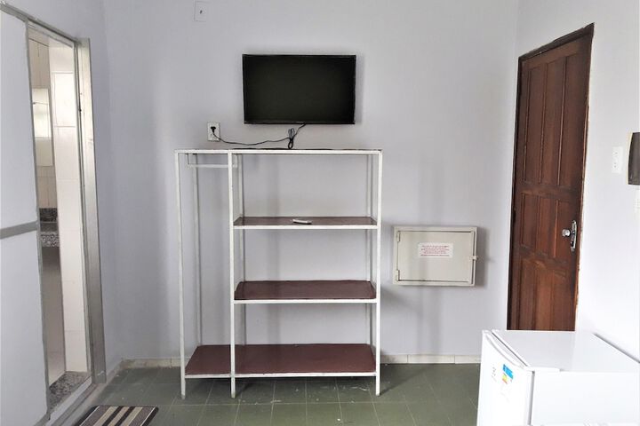 Room 7 of 14