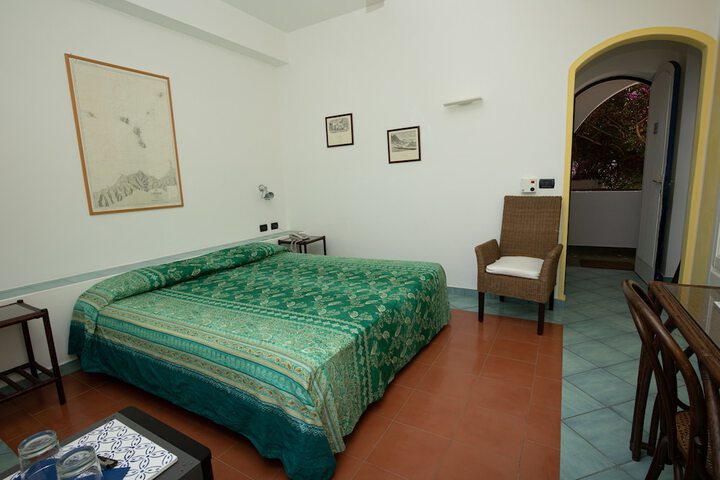 Room 8 of 49