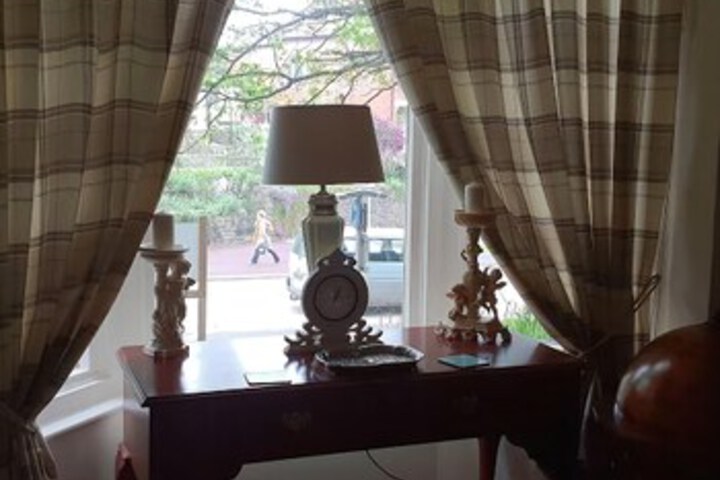 Lounge 54 of 157