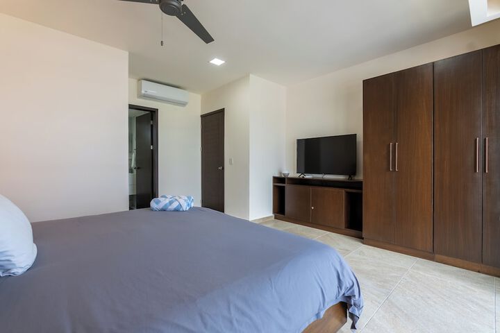 Room 8 of 41