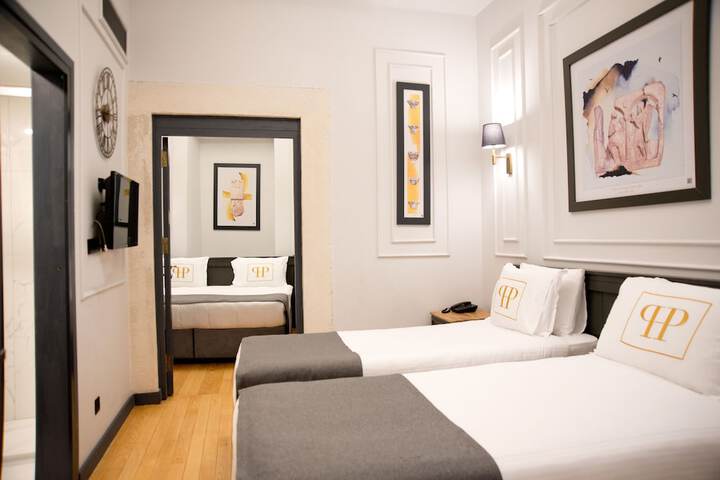 Room 75 of 134