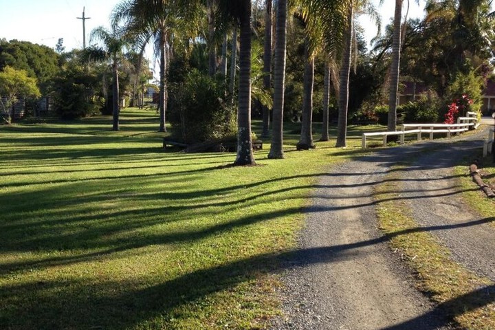 Property Grounds 42 of 55