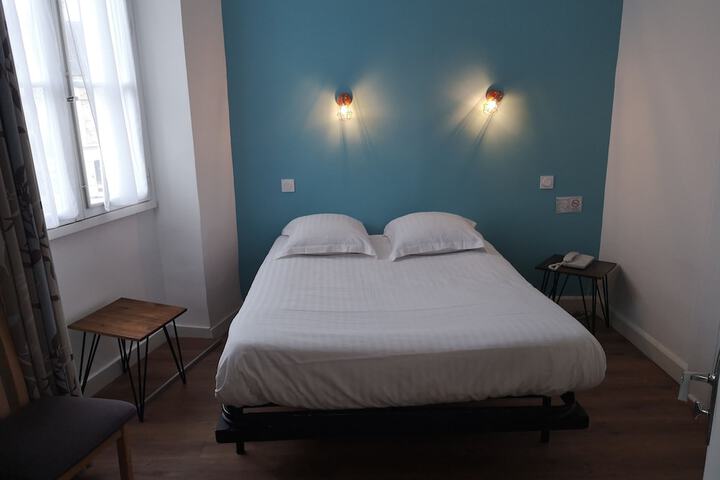 Room 20 of 48