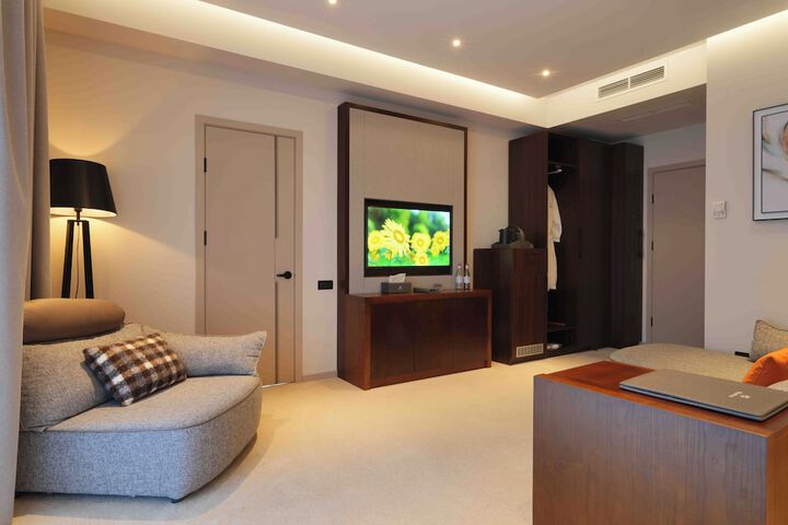 Room 20 of 130