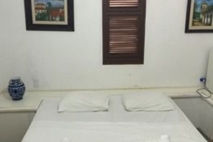 Room 5 of 27