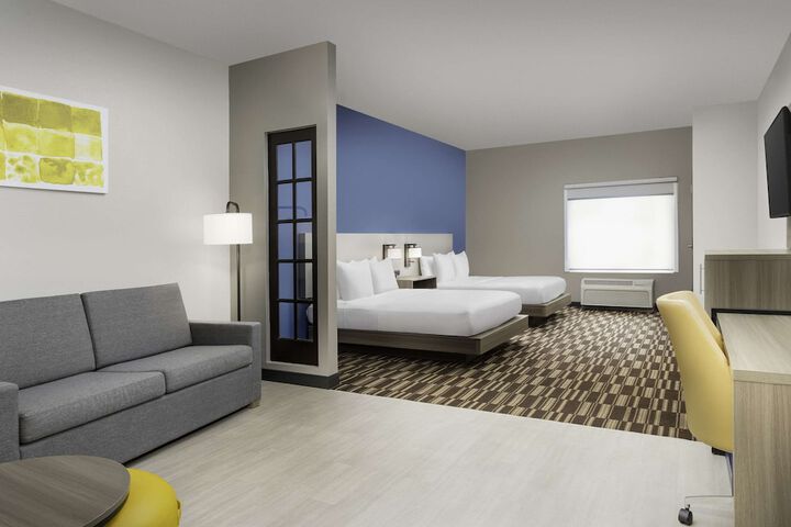 Room 5 of 24