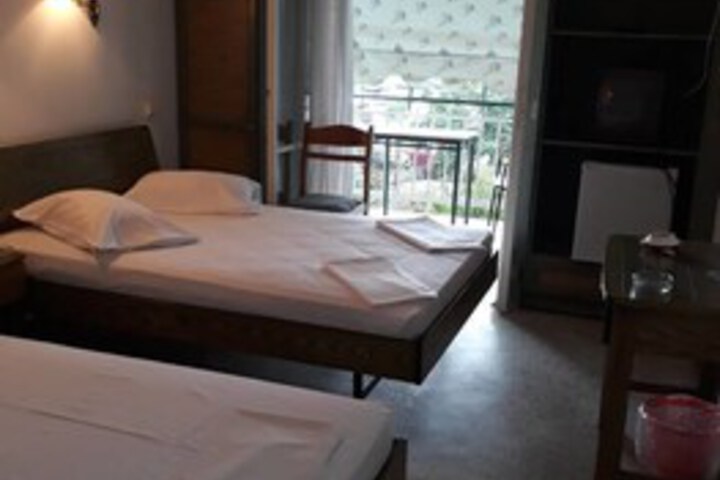 Room 15 of 23