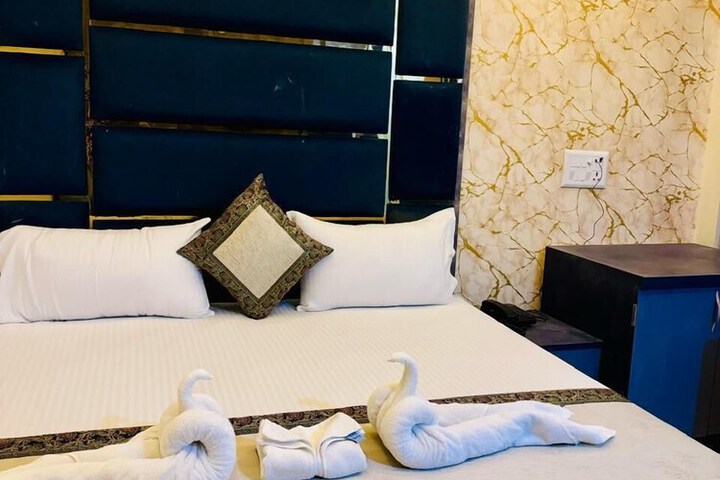 Room 20 of 49