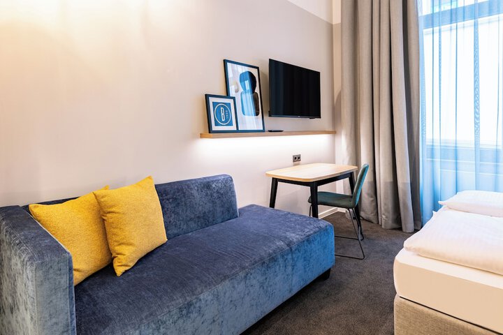 Room 20 of 83