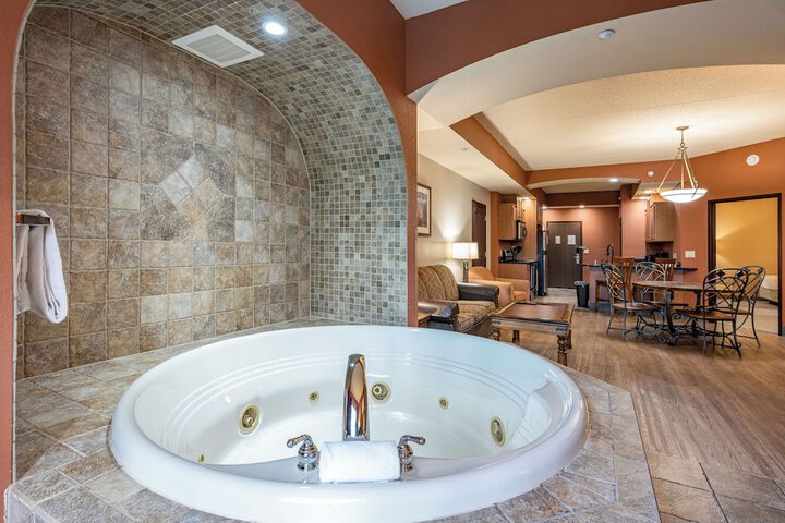 2 Queen Beds Mobility Accessible Villa Golf View (5 of 68)