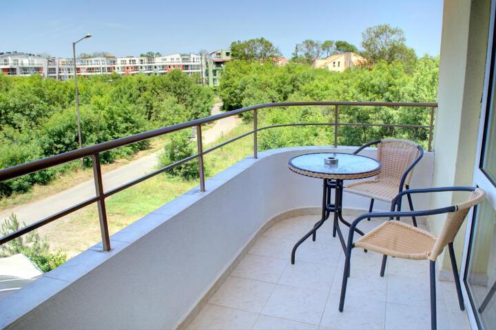 Terrace/Patio 5 of 23